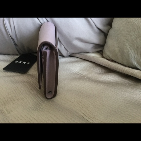 DKNY Bryant Card Case